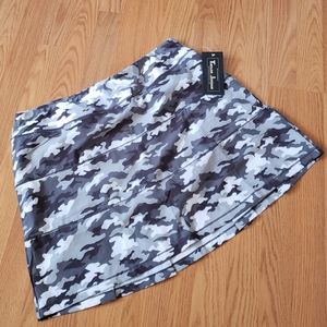 NWT Taylor Jordan TJ tour Camo Skirt Snow Golf Skirt